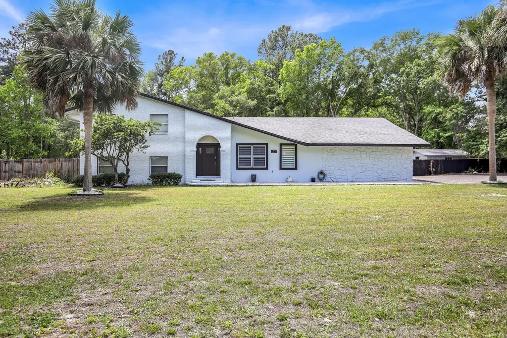 912 S 5th Street Macclenny FL 32063