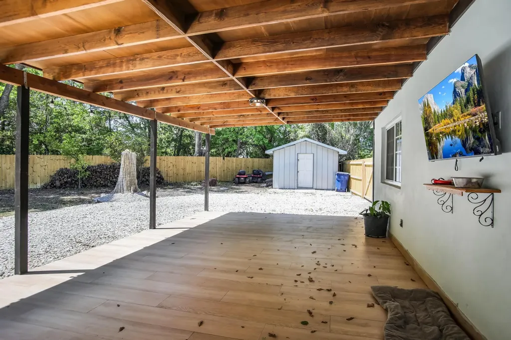 912 S 5th Street Macclenny FL 32063