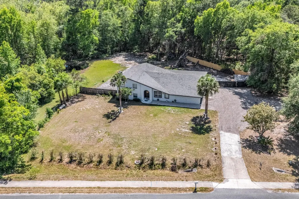 912 S 5th Street Macclenny FL 32063