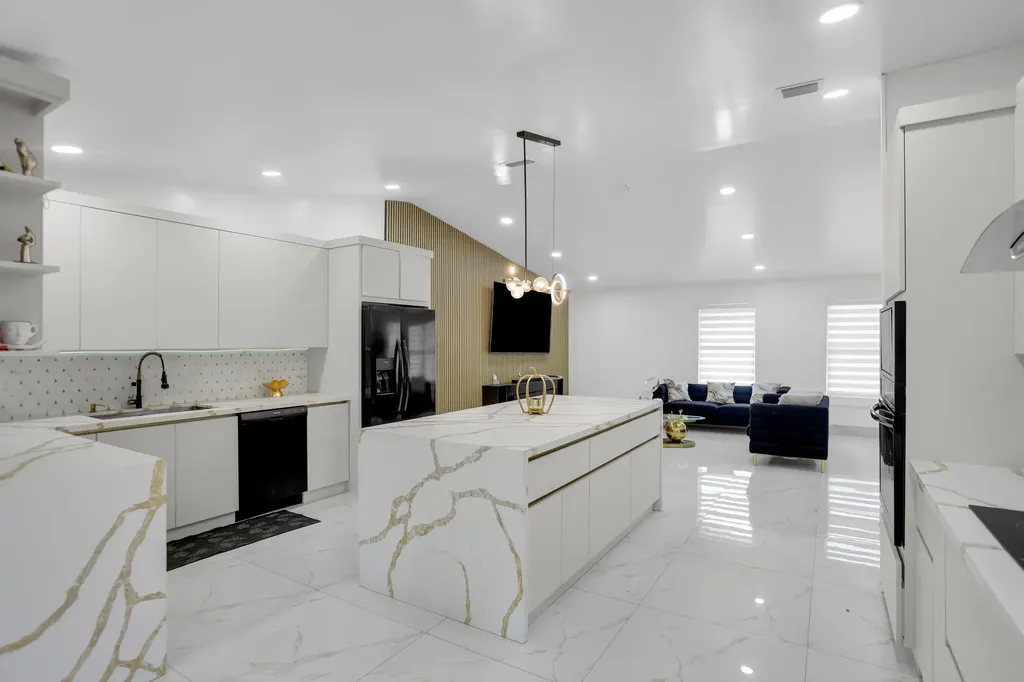 912 S 5th Street Macclenny FL 32063