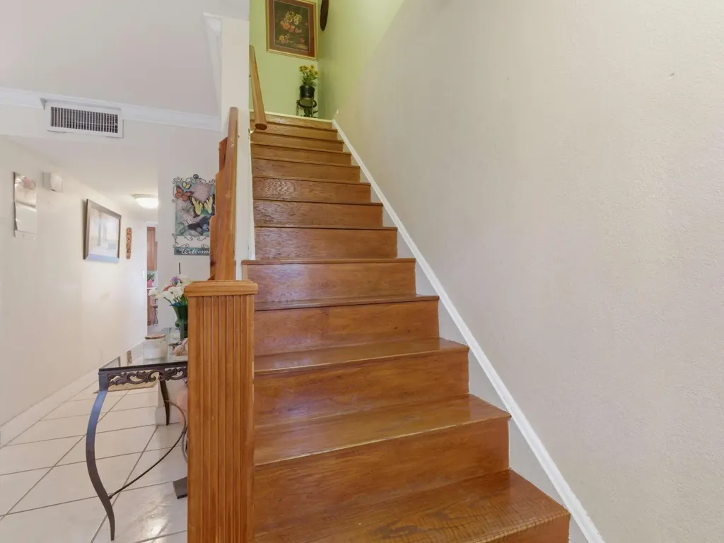 3920 Woodside Drive Coral Springs FL 33065