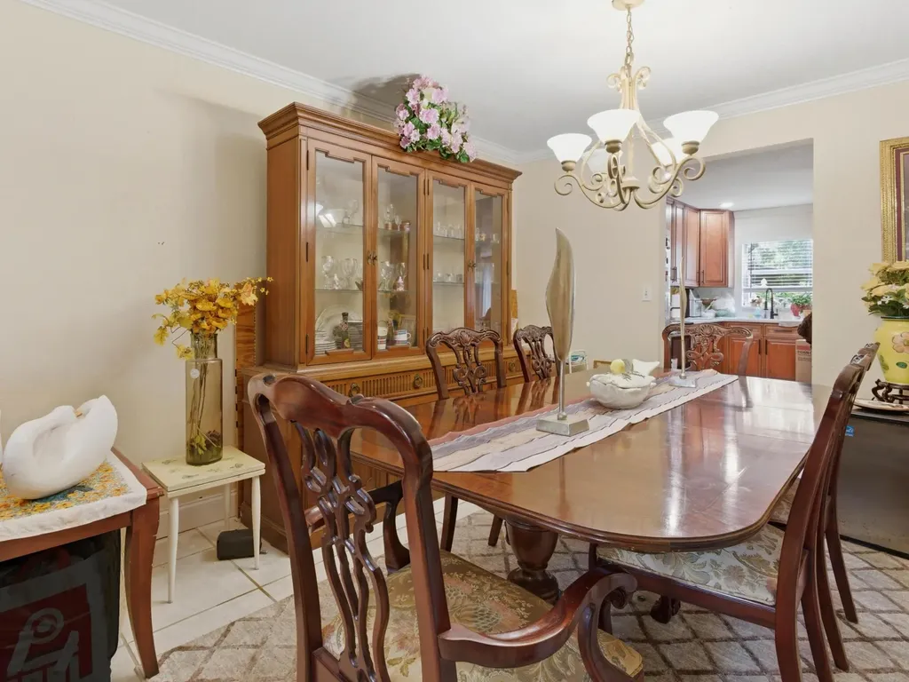 3920 Woodside Drive Coral Springs FL 33065