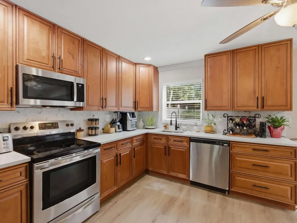 3920 Woodside Drive Coral Springs FL 33065