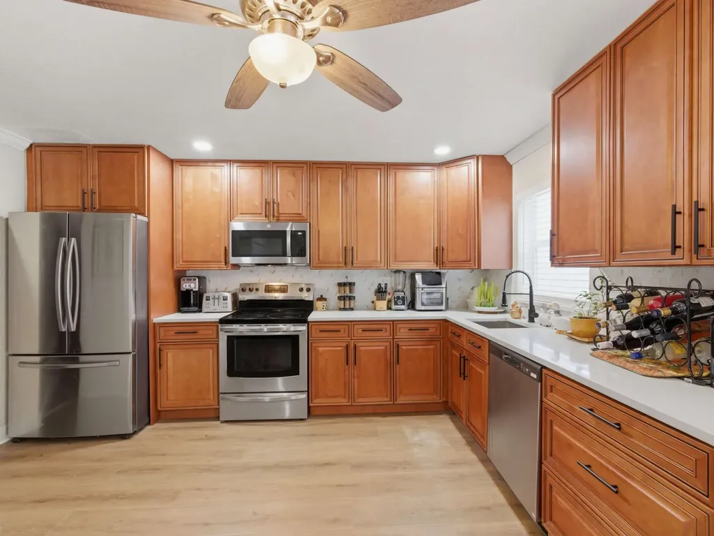 3920 Woodside Drive Coral Springs FL 33065