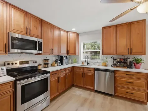 3920 Woodside Drive Coral Springs FL 33065