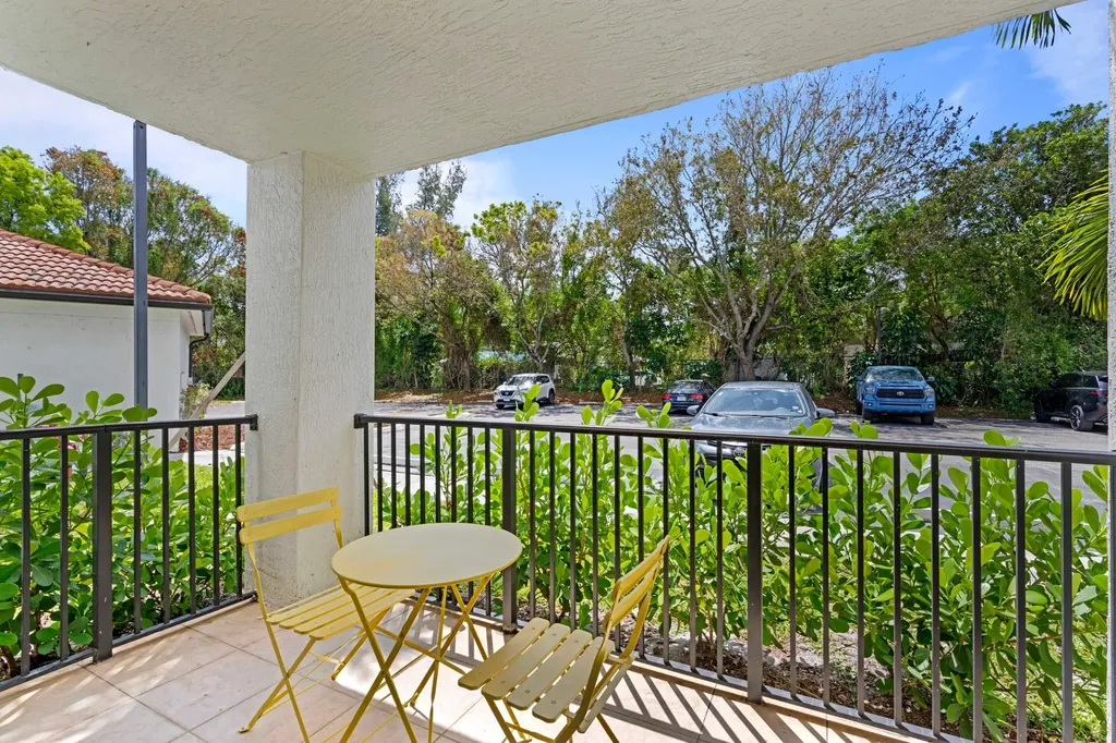 1307 Villa Circle Boynton Beach FL 33435
