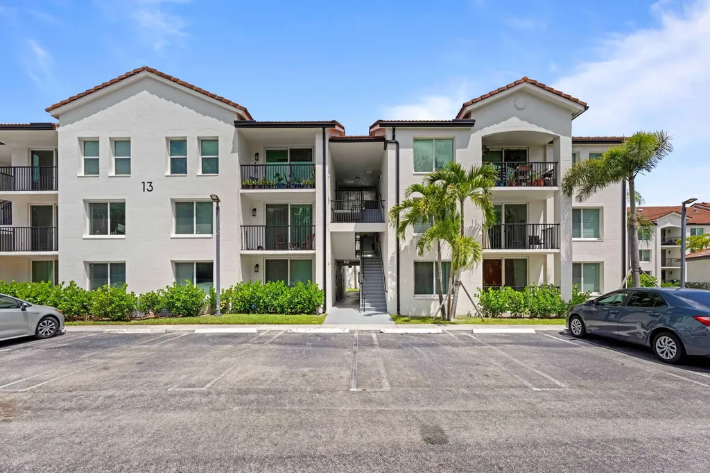 1307 Villa Circle Boynton Beach FL 33435