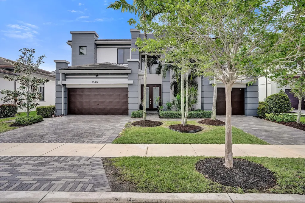 10514 N Lago Vista Circle Parkland FL 33076