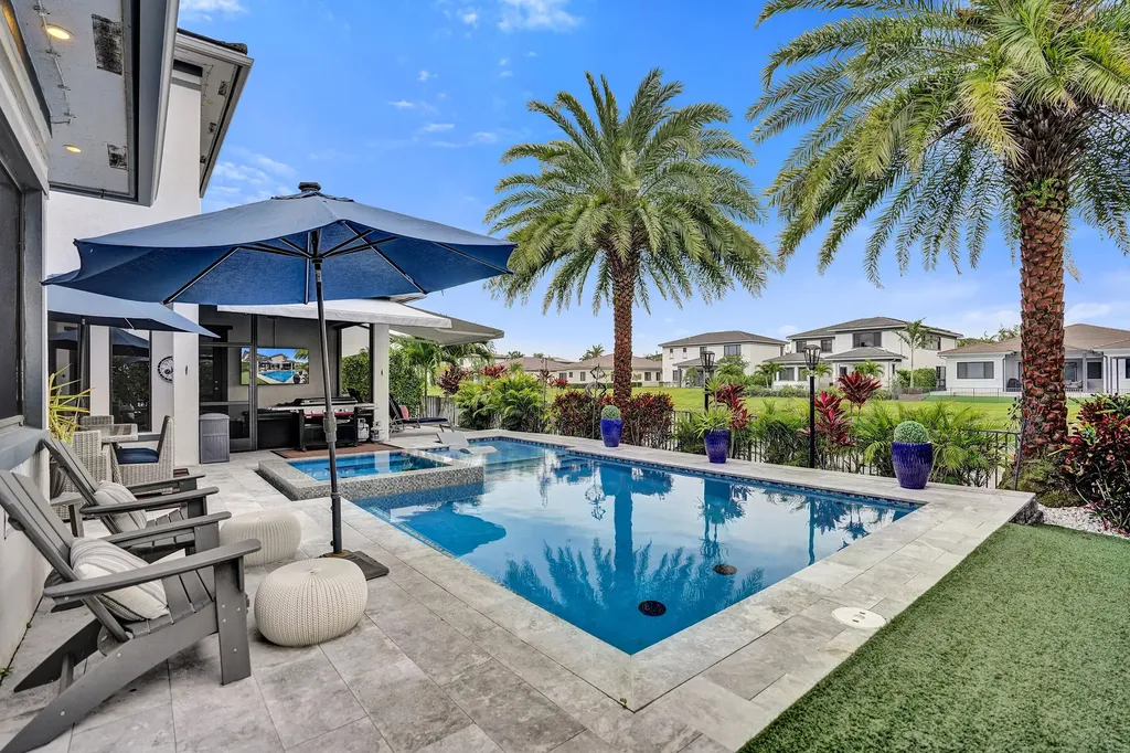 10514 N Lago Vista Circle Parkland FL 33076