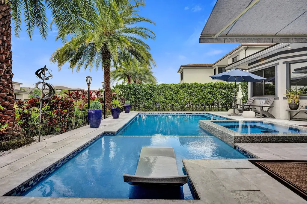 10514 N Lago Vista Circle Parkland FL 33076