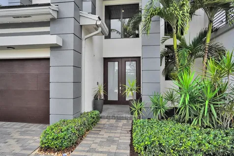 10514 N Lago Vista Circle Parkland FL 33076