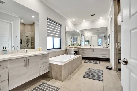 10514 N Lago Vista Circle Parkland FL 33076