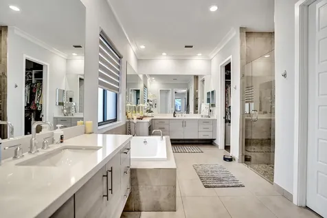 10514 N Lago Vista Circle Parkland FL 33076