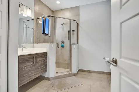 10514 N Lago Vista Circle Parkland FL 33076