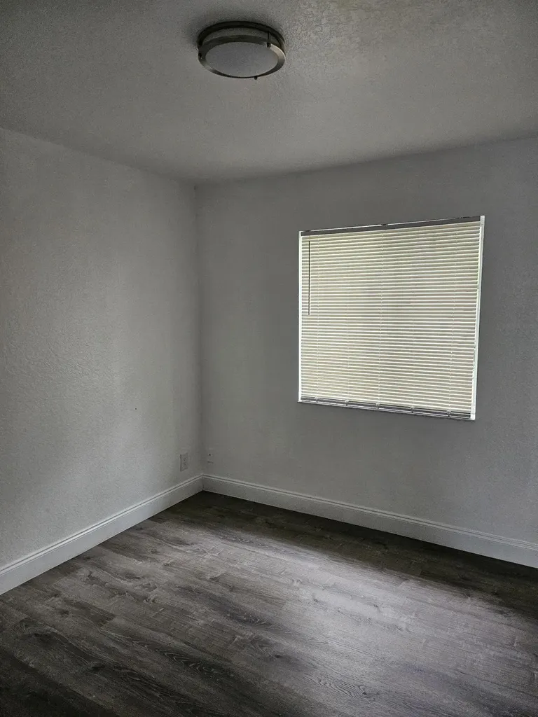 1193 Colonial Palms Way Palm Springs FL 33406