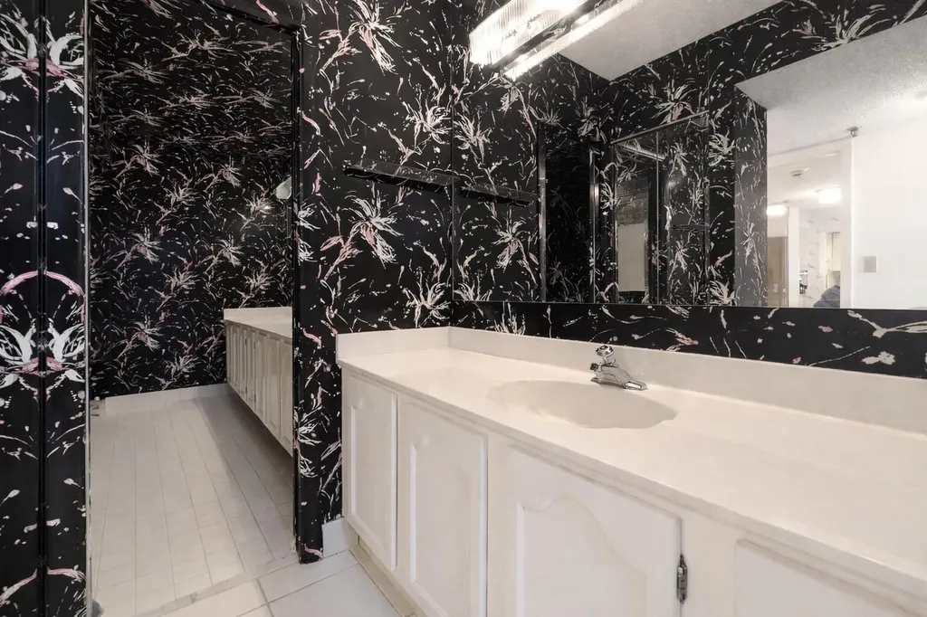 1155 Hillsboro Mile Hillsboro Beach FL 33062