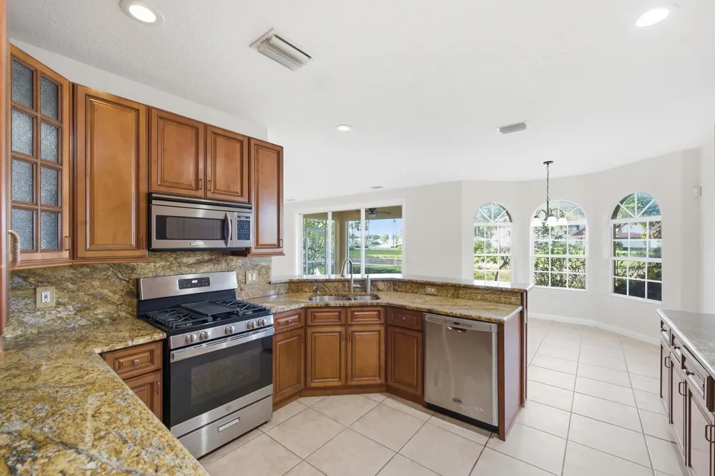 207 Banyanwood Point Jupiter FL 33458