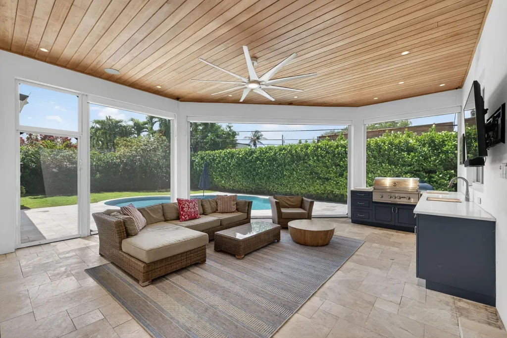 2517 NE 26th Avenue Fort Lauderdale FL 33305