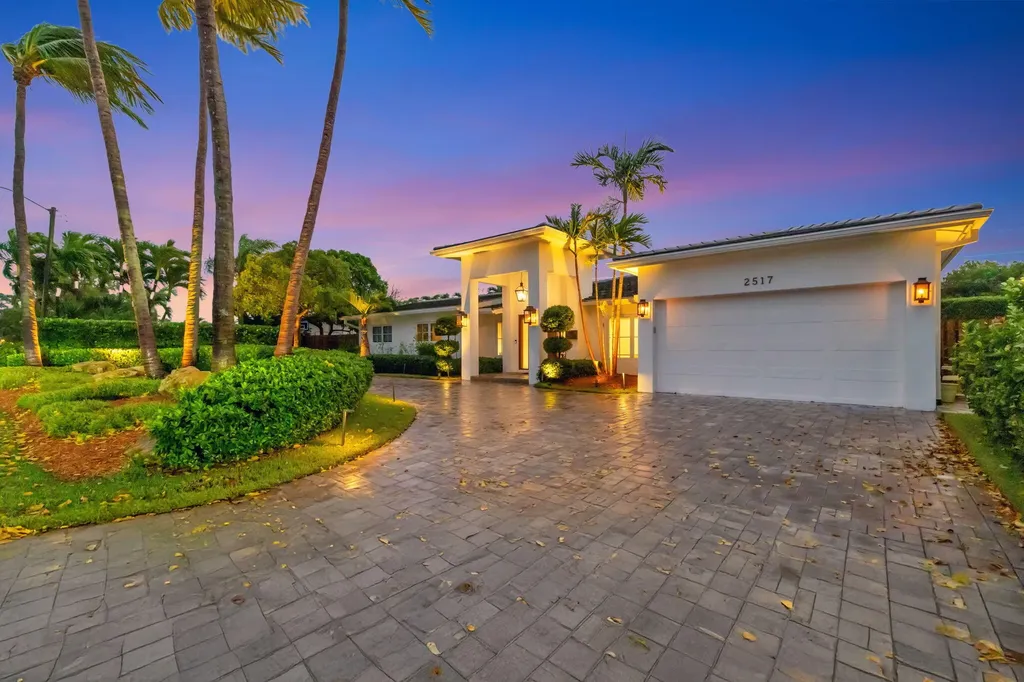 2517 NE 26th Avenue Fort Lauderdale FL 33305