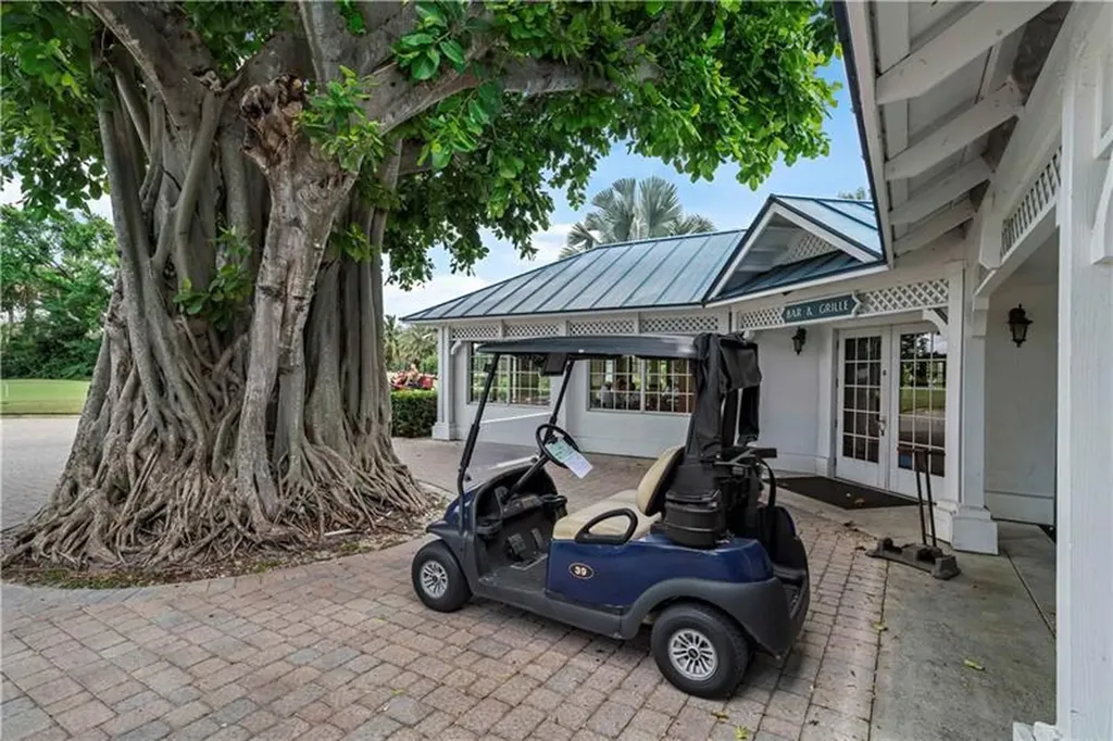 3008 Lake Shore Drive Deerfield Beach FL 33442