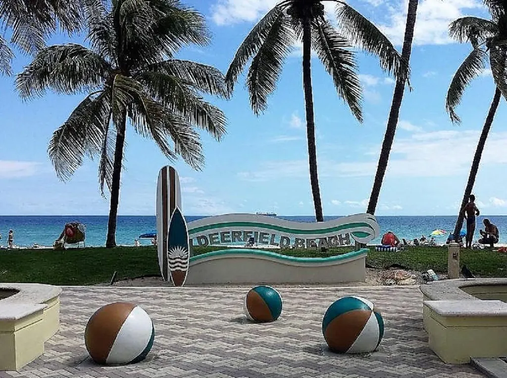 3008 Lake Shore Drive Deerfield Beach FL 33442