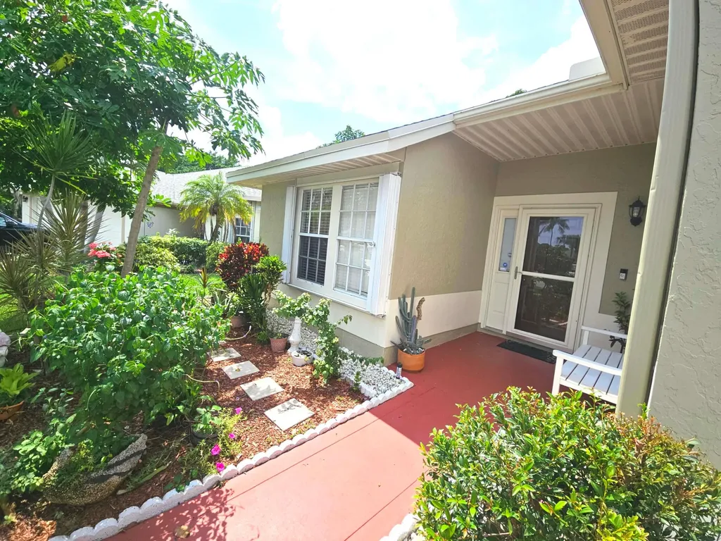 5 Heather Trace Drive Boynton Beach FL 33436