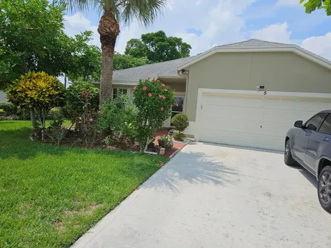 5 Heather Trace Drive Boynton Beach FL 33436
