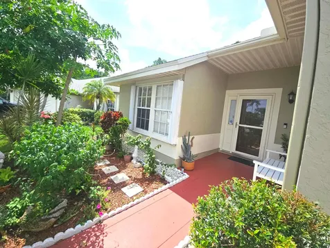 5 Heather Trace Drive Boynton Beach FL 33436
