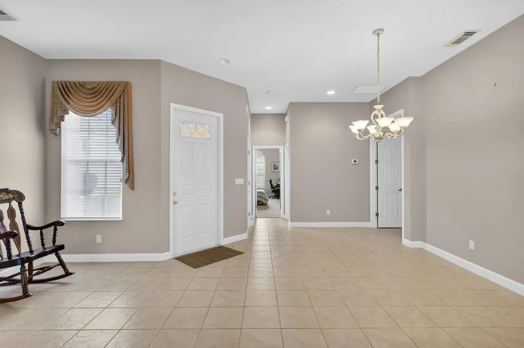 653 SW Munjack Cove Port St Lucie FL 34986