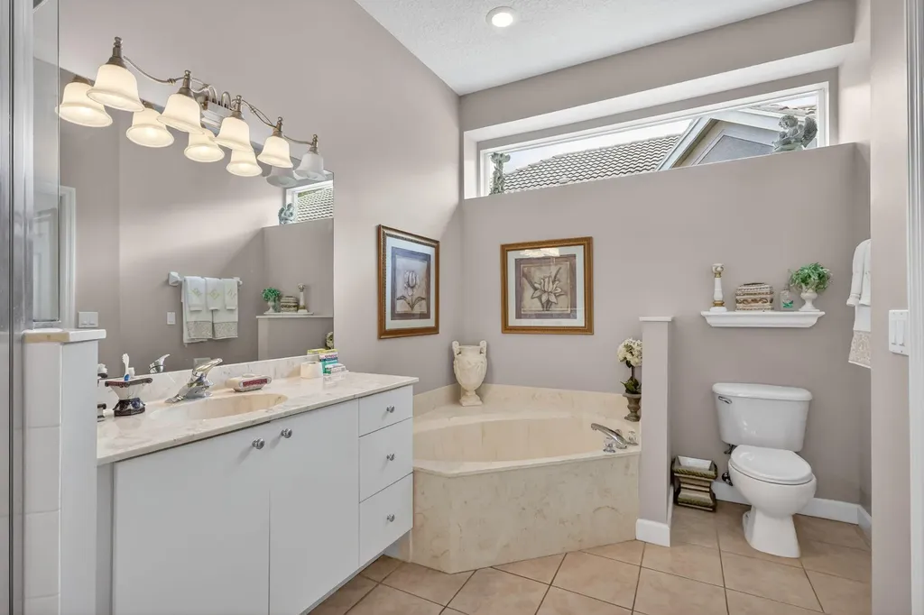 653 SW Munjack Cove Port St Lucie FL 34986