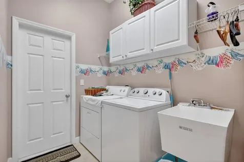 653 SW Munjack Cove Port St Lucie FL 34986