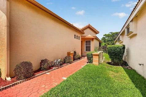 653 SW Munjack Cove Port St Lucie FL 34986