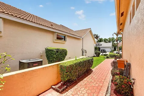653 SW Munjack Cove Port St Lucie FL 34986