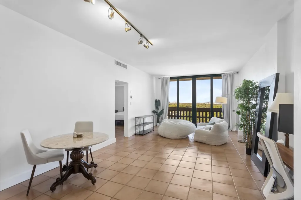 90 Edgewater Drive Coral Gables FL 33133