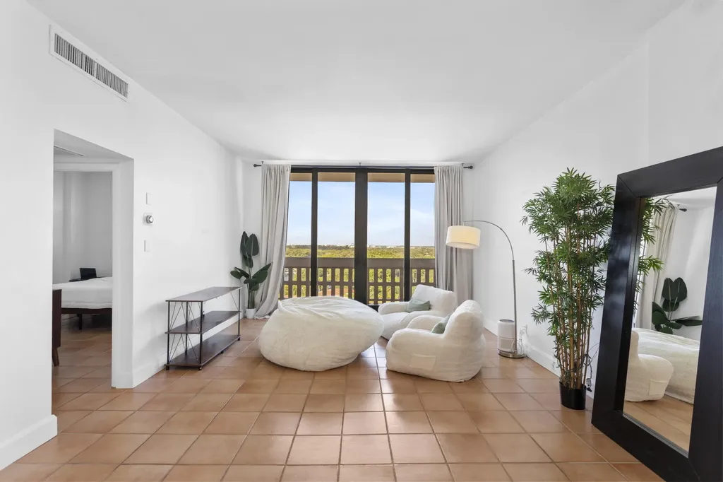90 Edgewater Drive Coral Gables FL 33133