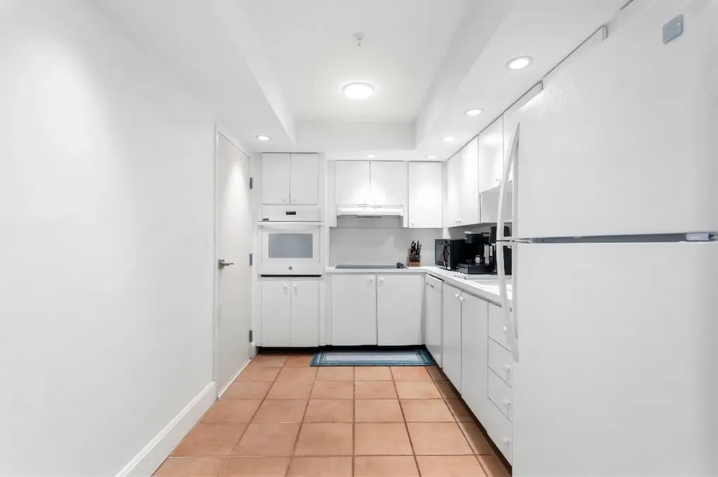 90 Edgewater Drive Coral Gables FL 33133