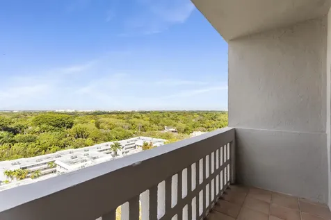 90 Edgewater Drive Coral Gables FL 33133