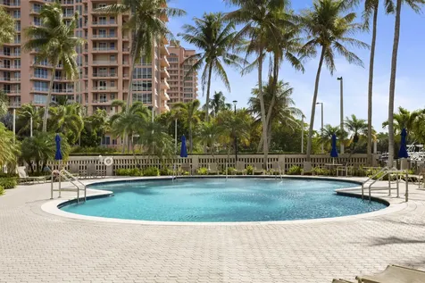 90 Edgewater Drive Coral Gables FL 33133