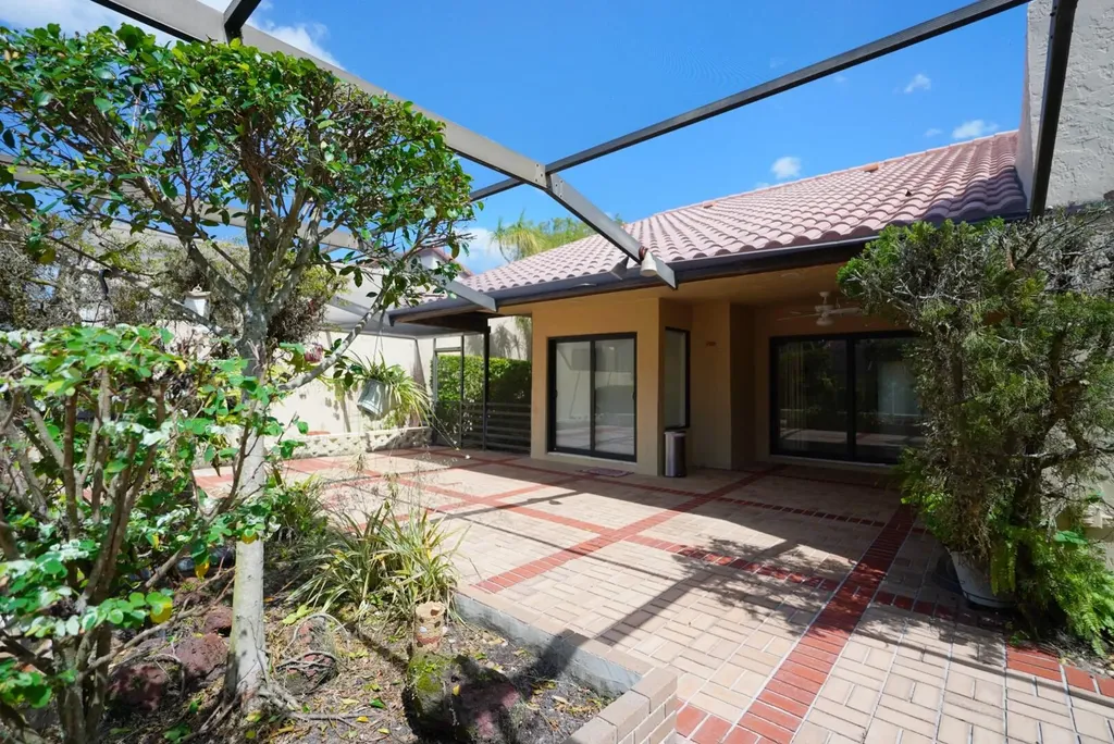 6829 Pradera Drive Boca Raton FL 33433