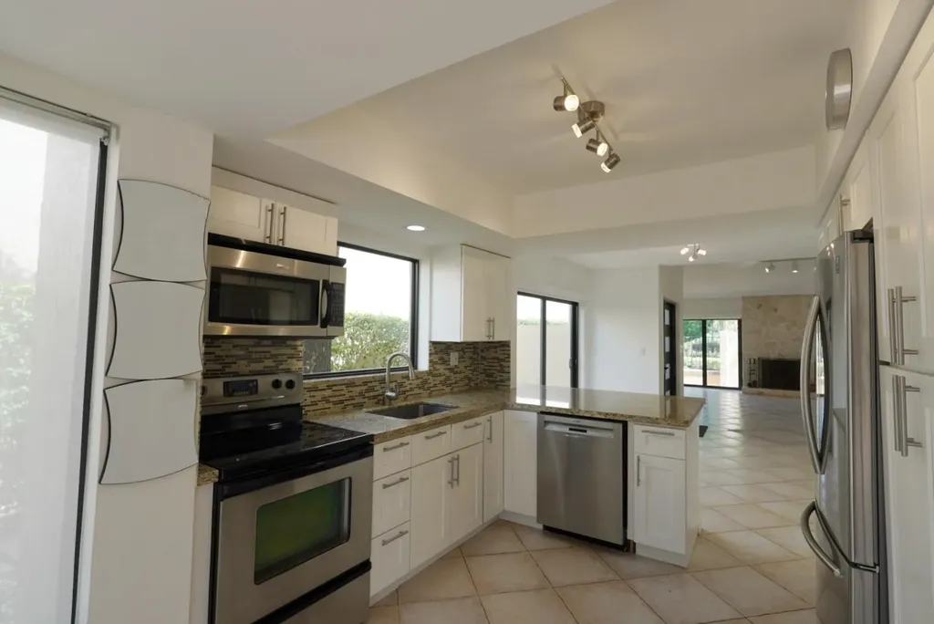 6829 Pradera Drive Boca Raton FL 33433