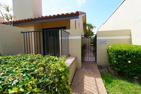 6829 Pradera Drive Boca Raton FL 33433
