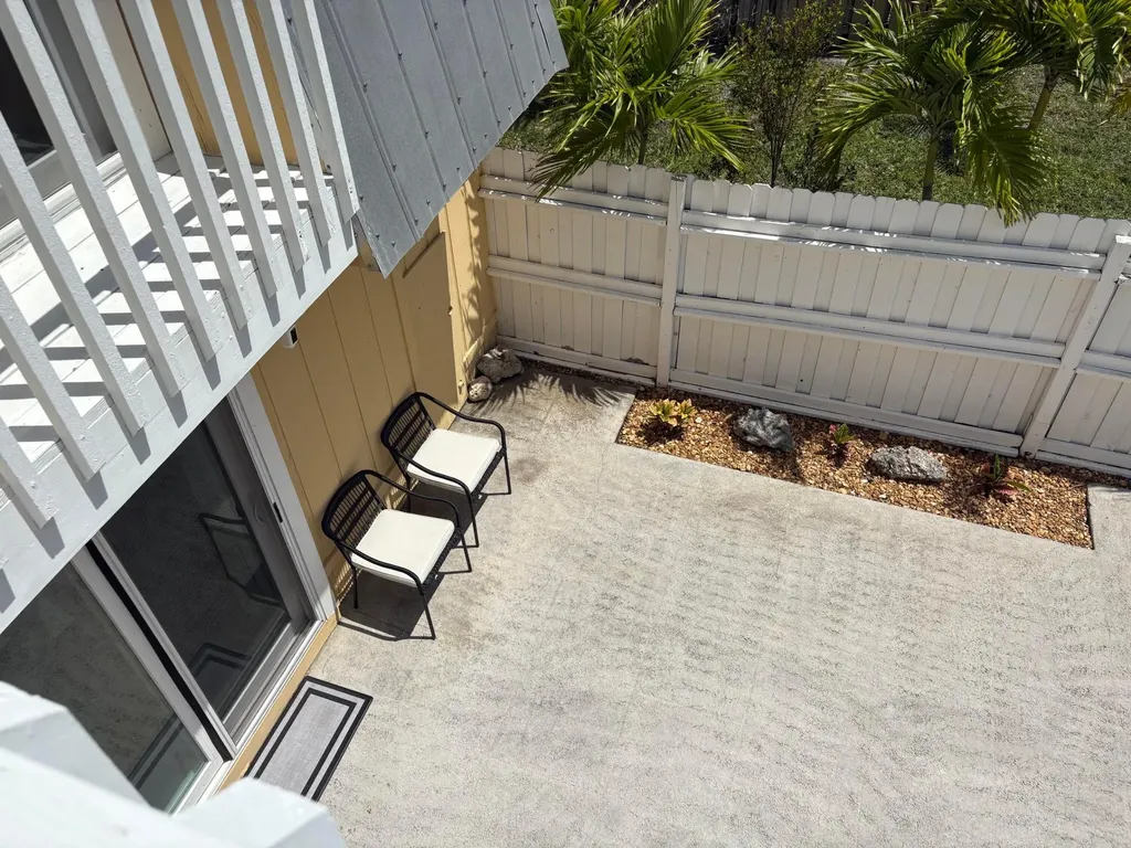 141 E Riverside Drive Jupiter FL 33469