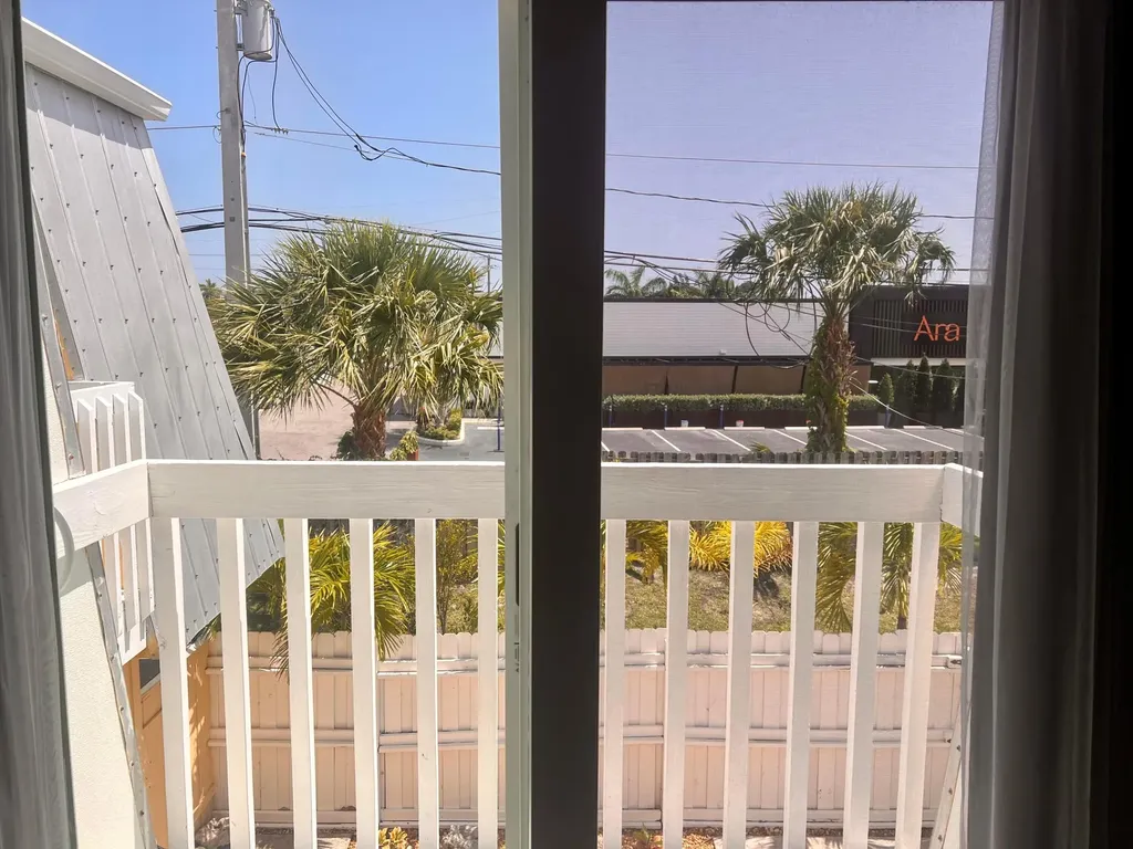 141 E Riverside Drive Jupiter FL 33469