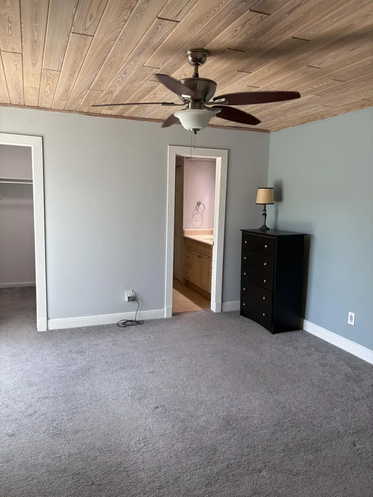 141 E Riverside Drive Jupiter FL 33469