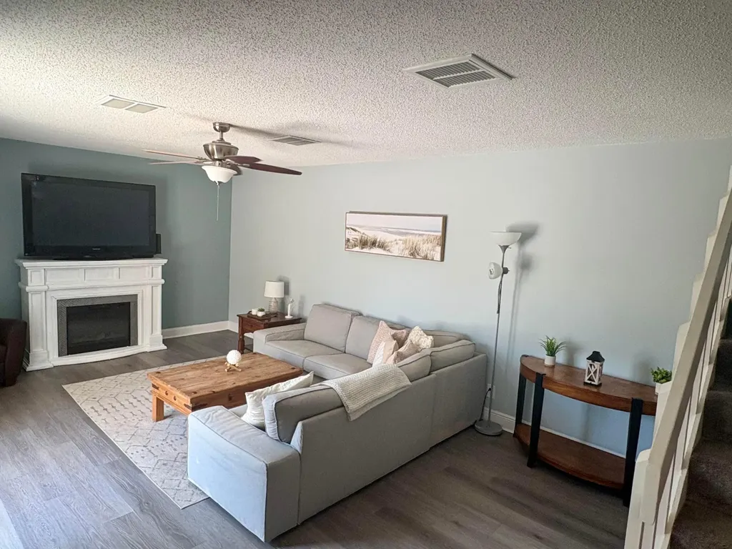 141 E Riverside Drive Jupiter FL 33469