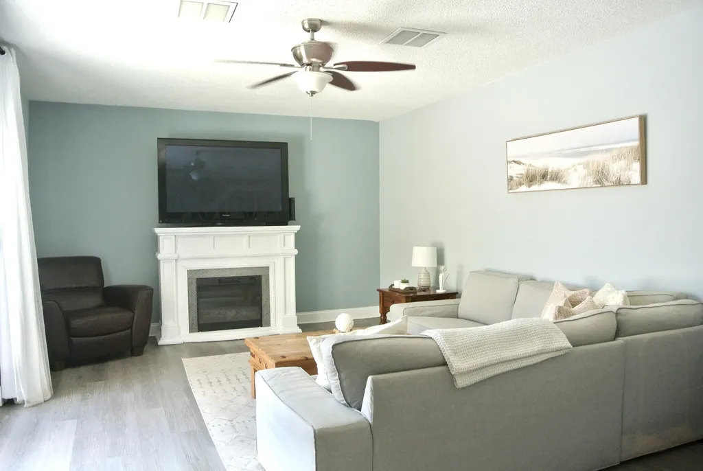 141 E Riverside Drive Jupiter FL 33469
