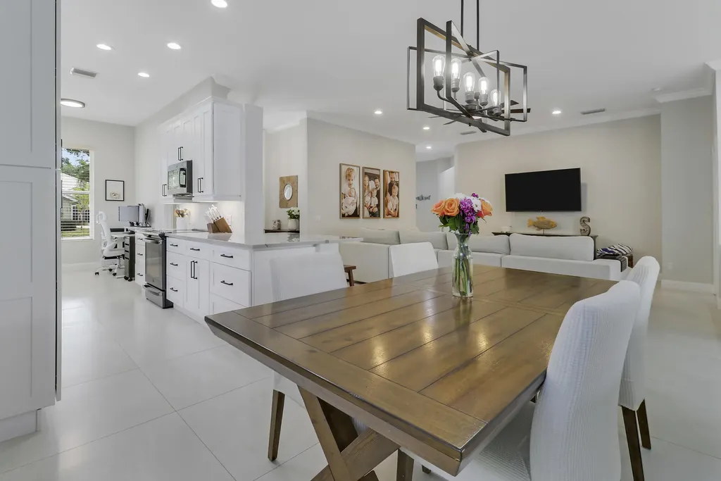 167 E Hampton Way Jupiter FL 33458