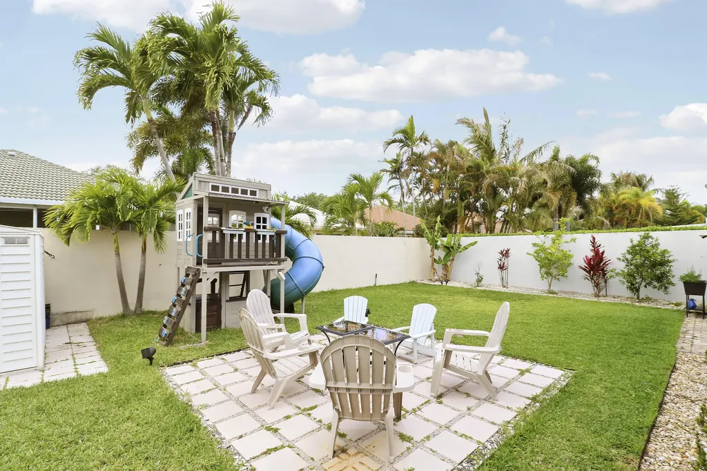 167 E Hampton Way Jupiter FL 33458