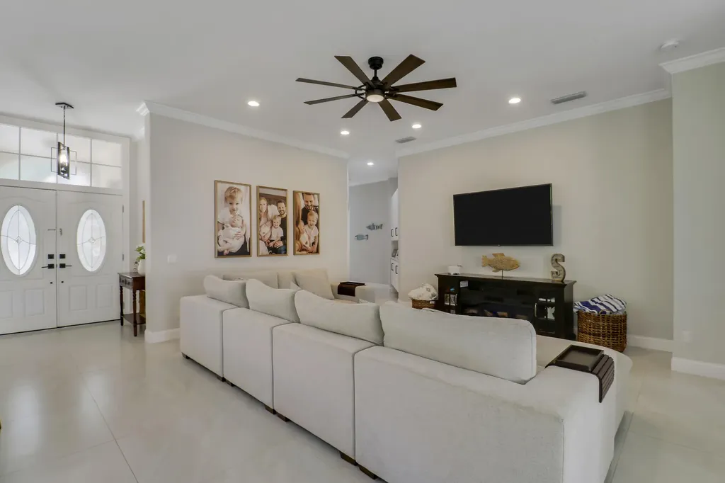 167 E Hampton Way Jupiter FL 33458