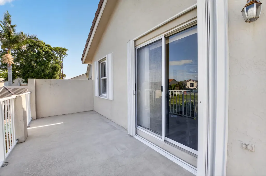 18247 Blue Lake Way Boca Raton FL 33498